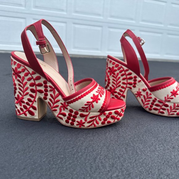 Aldo platforms in Red Flower - Picture 2 of 3